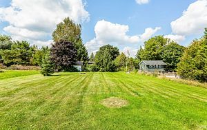 32 Mcclellan Road