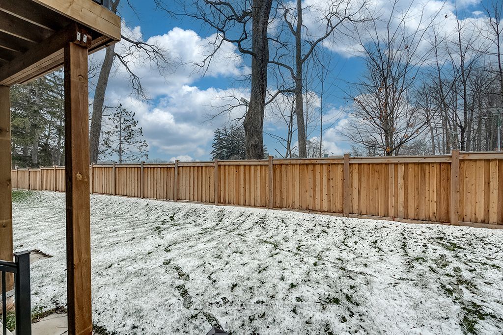 25 Briar Crt