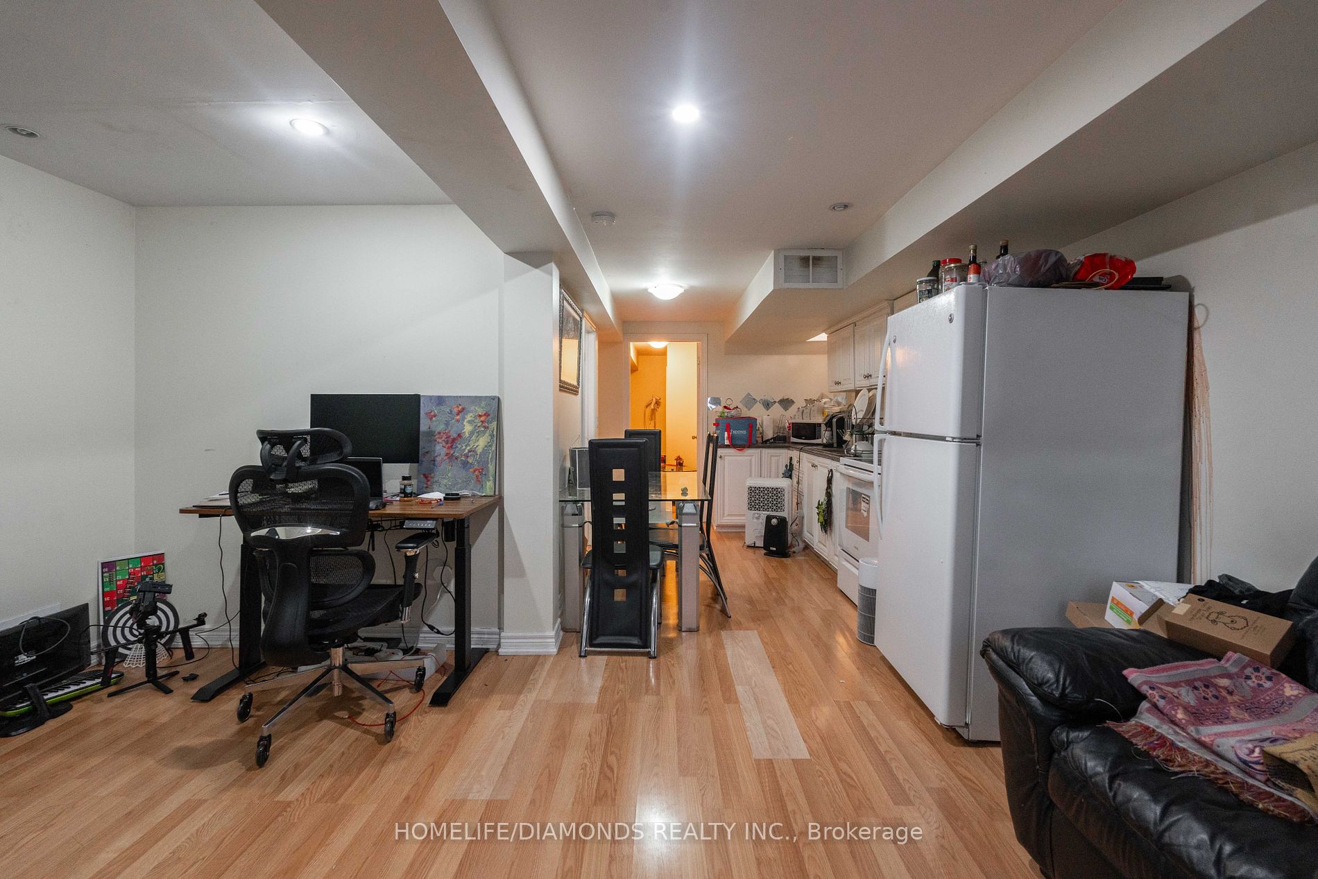 7173 VILLAGE Walk