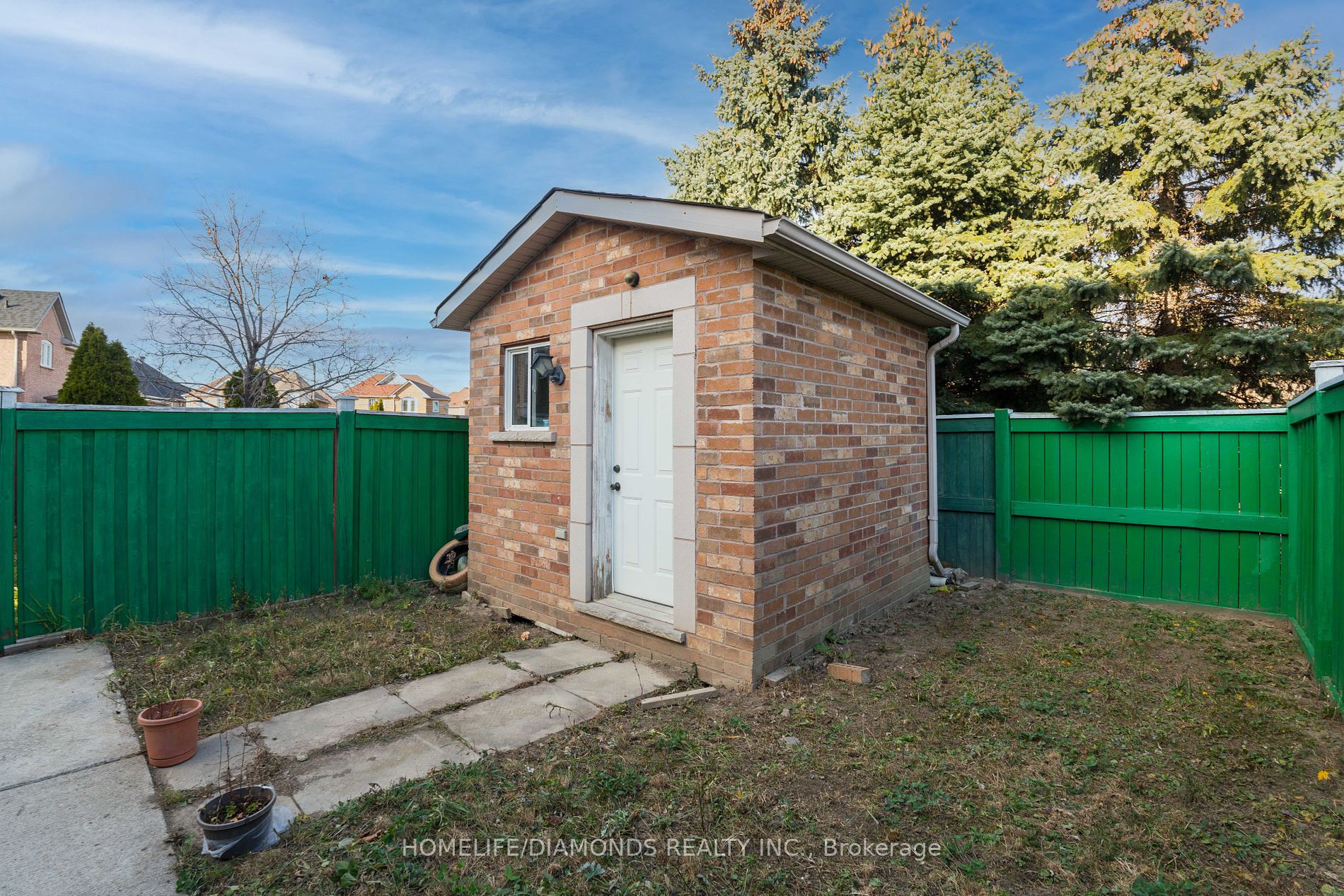 7173 VILLAGE Walk