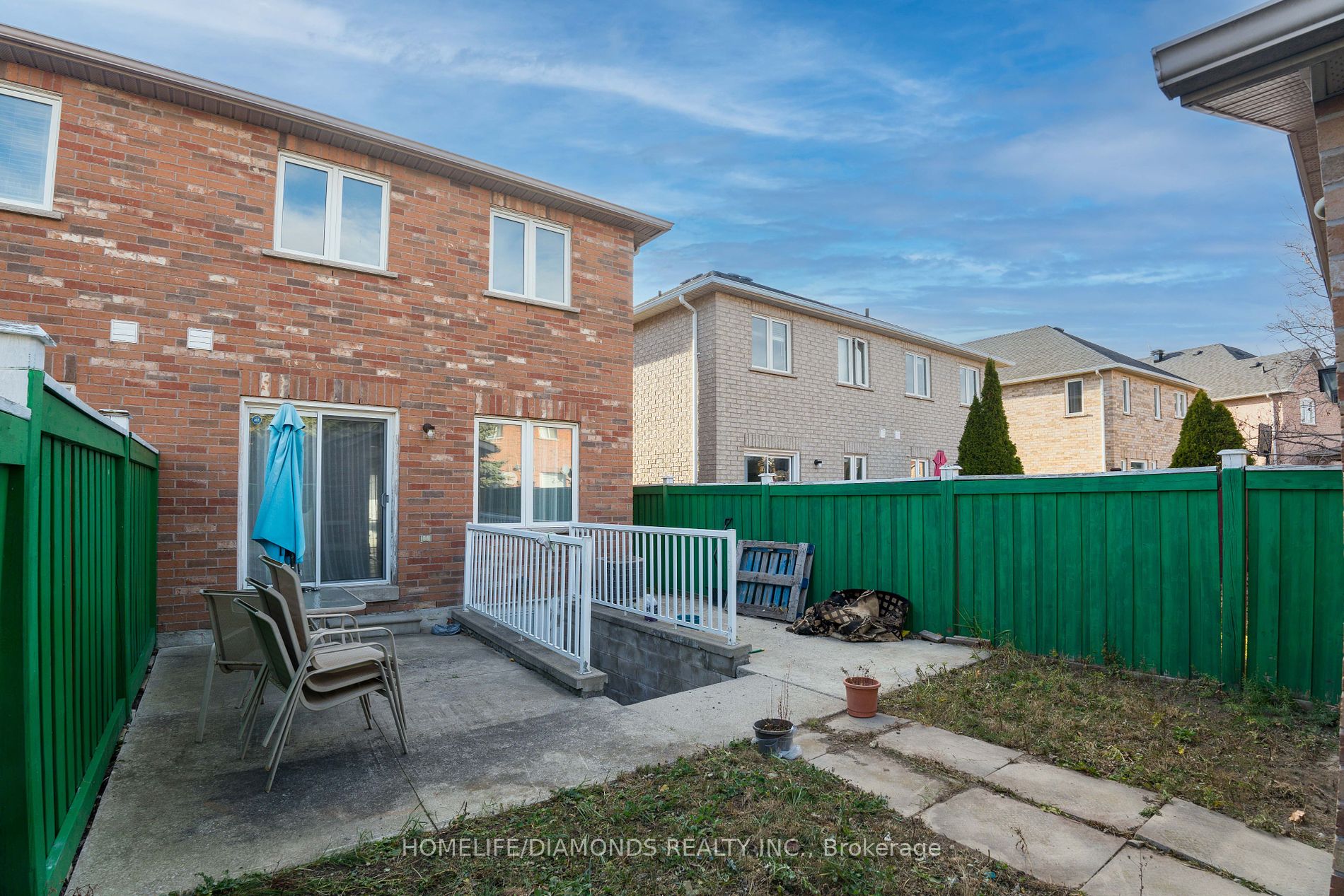 7173 VILLAGE Walk