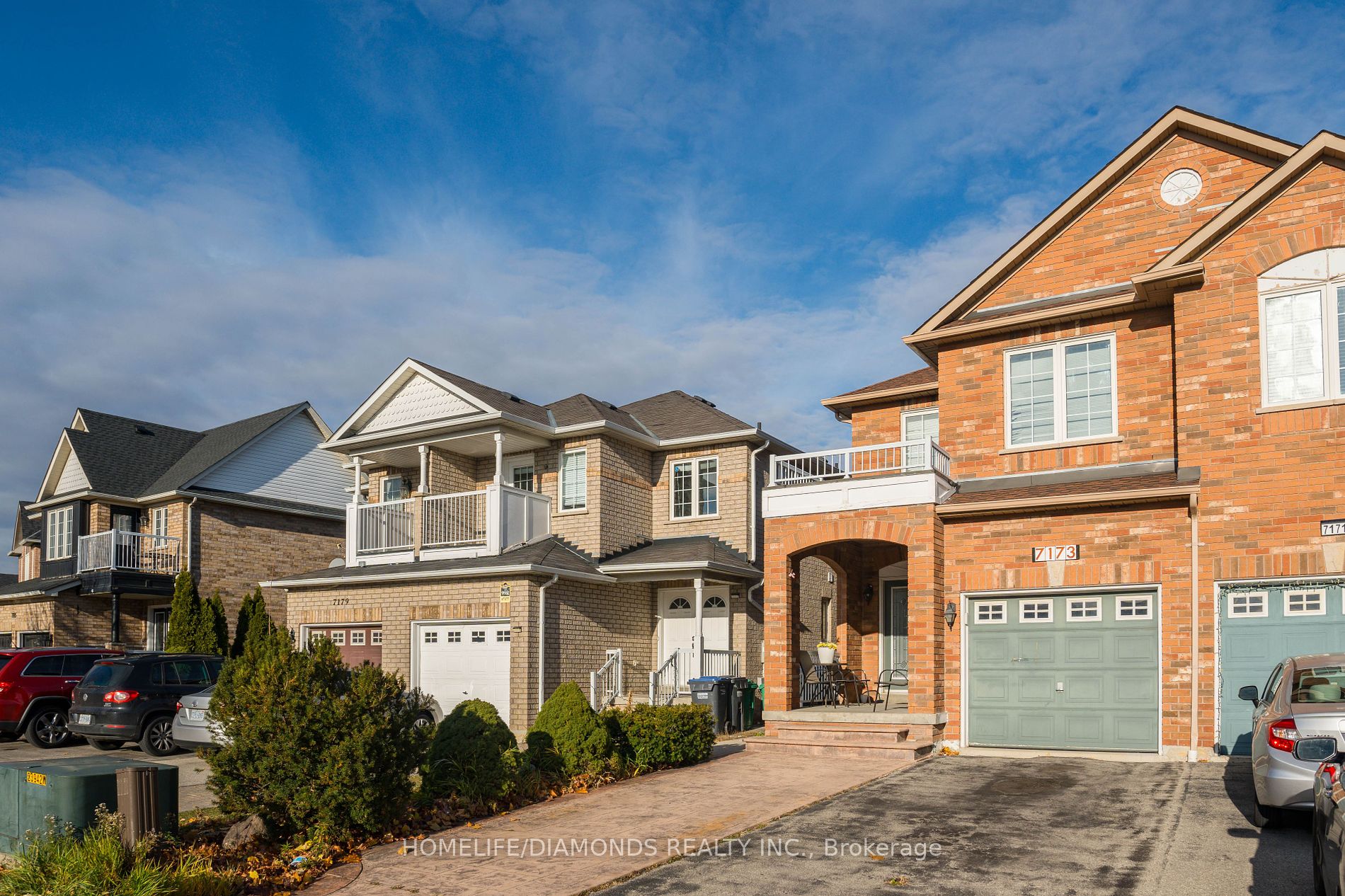 7173 VILLAGE Walk