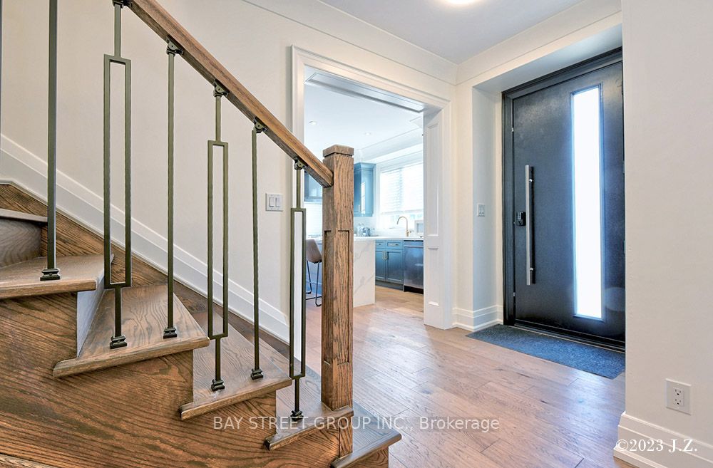 60 Emmett Ave