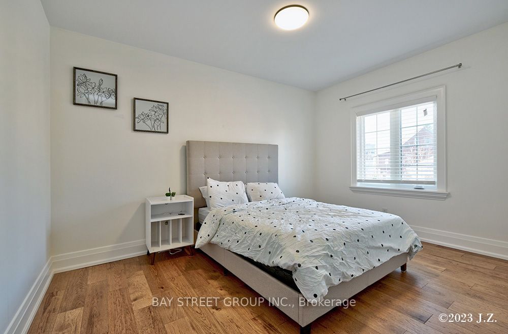 60 Emmett Ave
