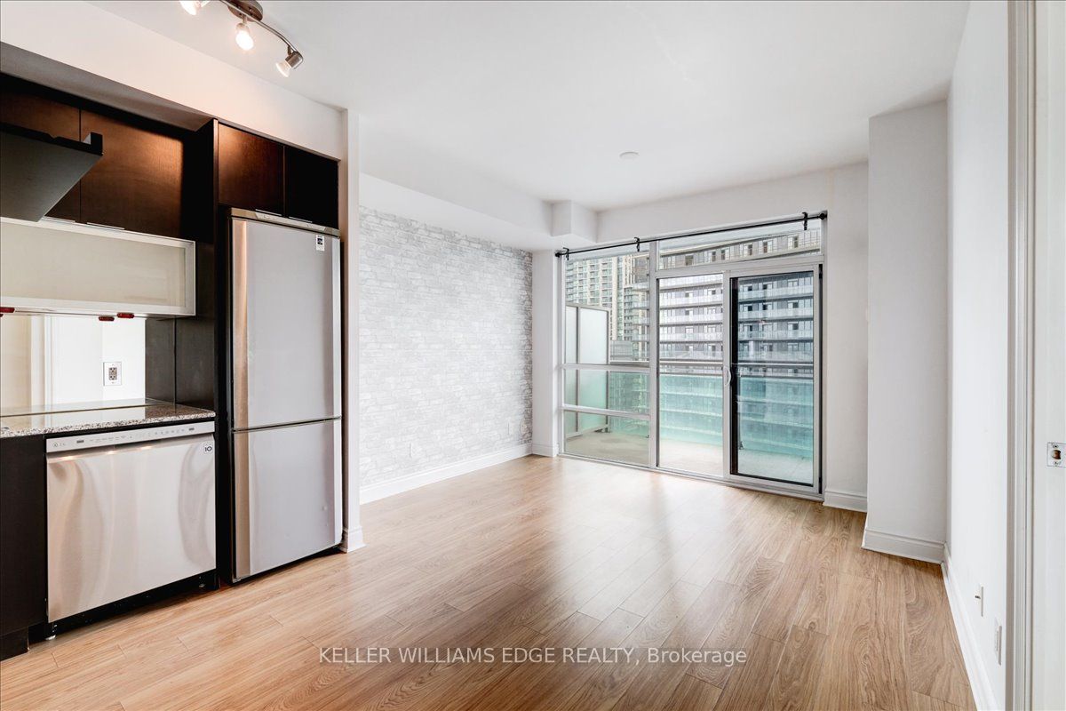 16 Brookers Lane, #1701