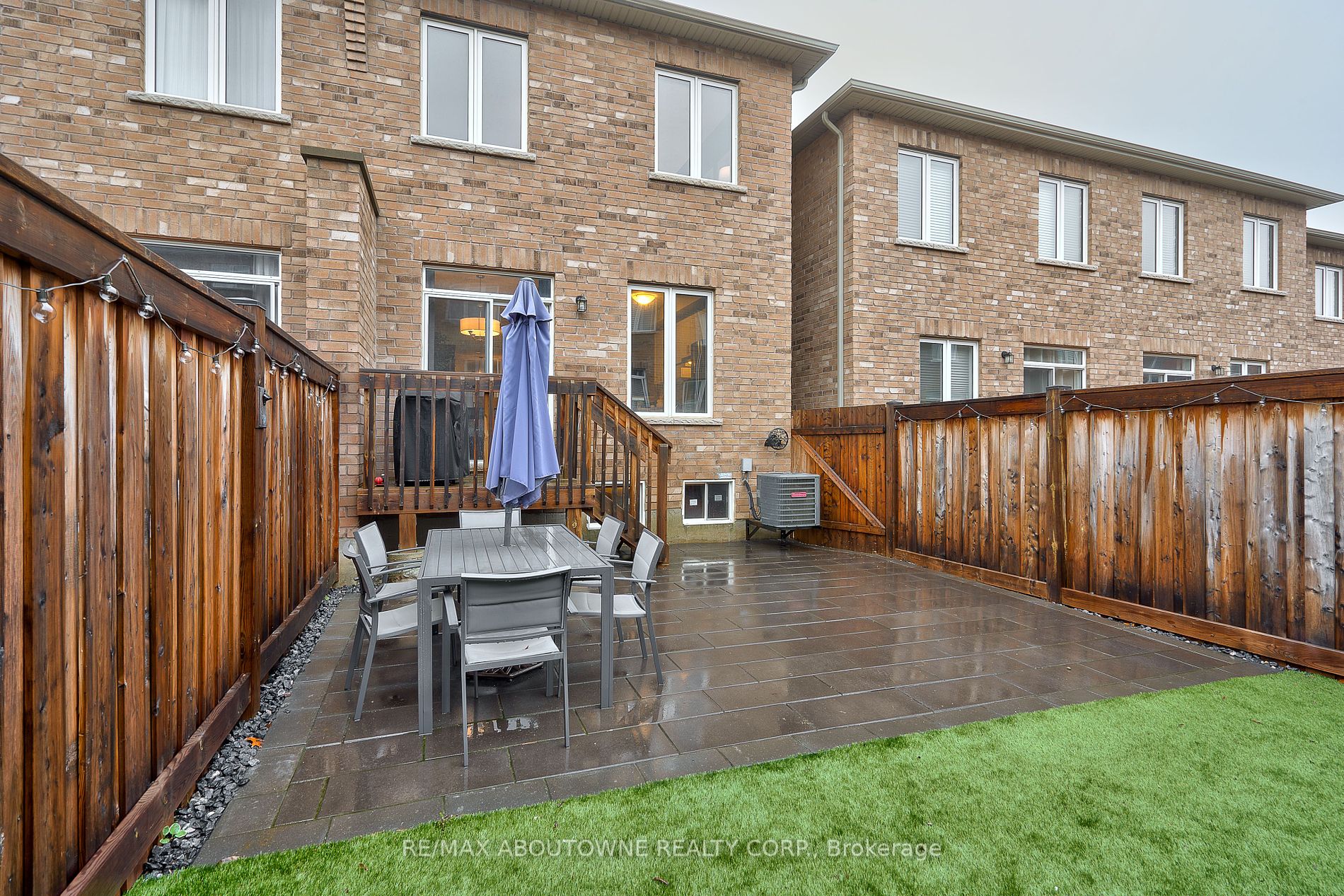90 Upper Canada Crt
