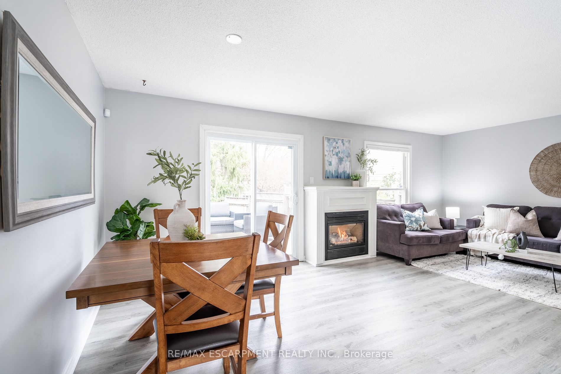 2263 Leominster Drive