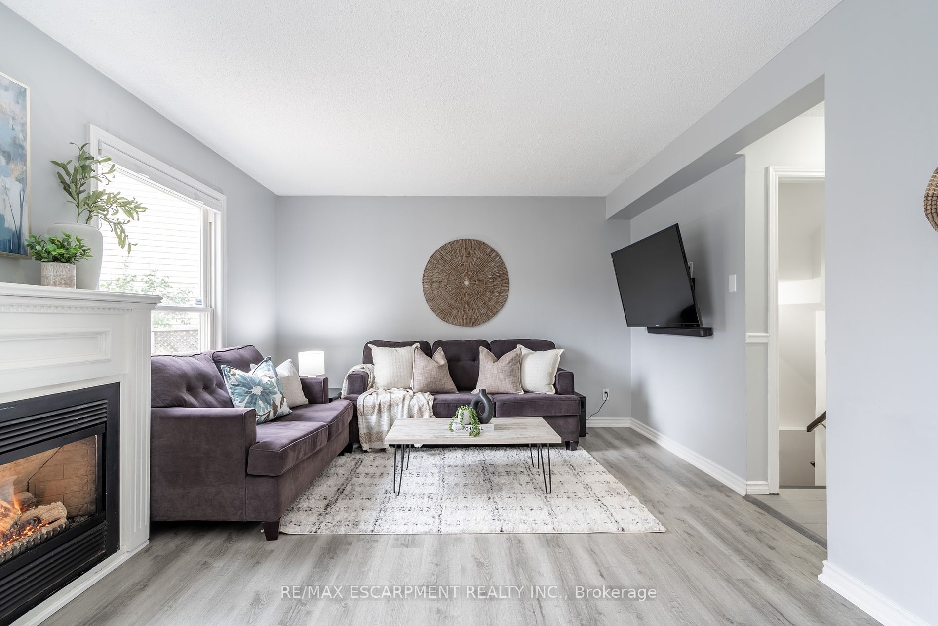 2263 Leominster Drive