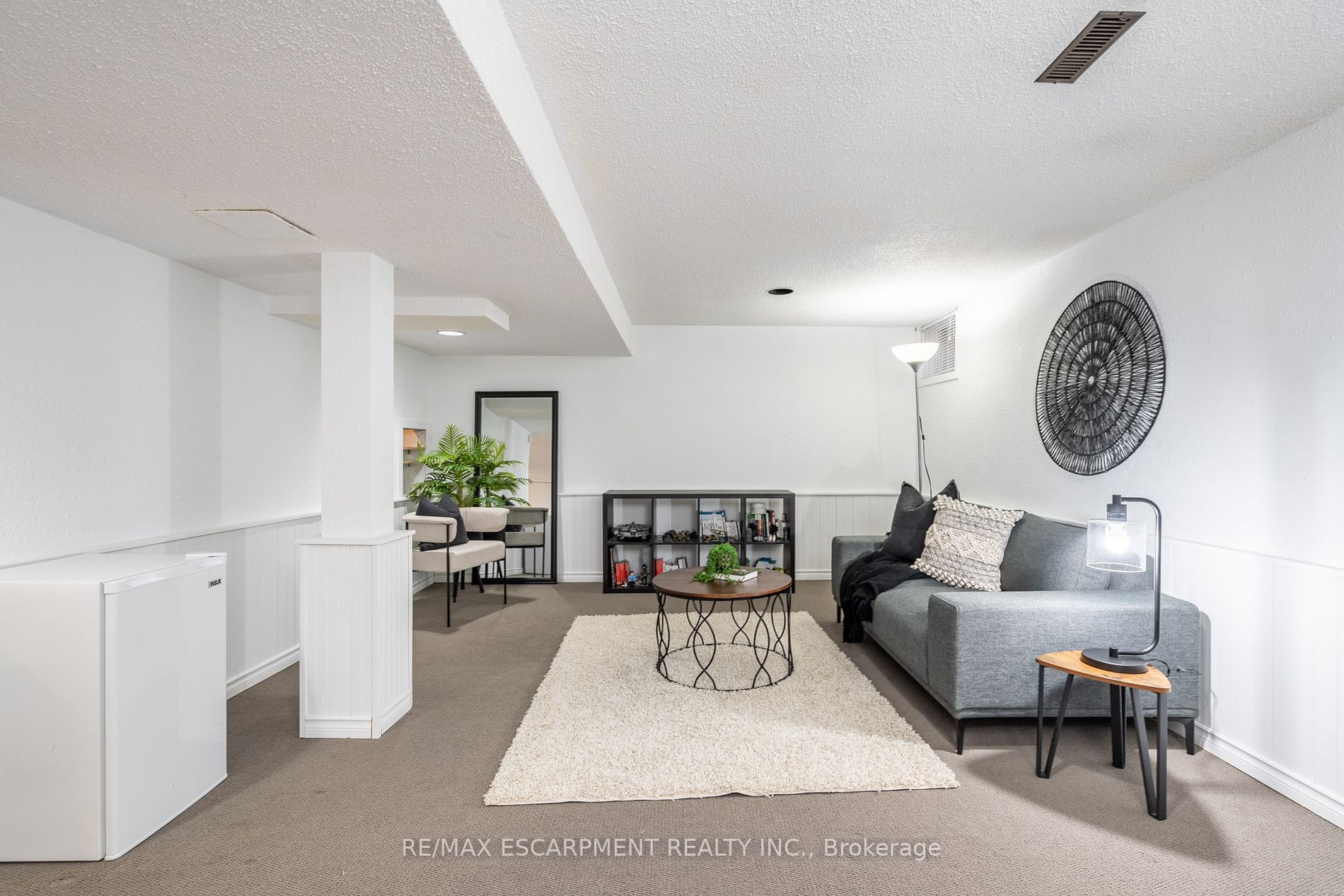 2263 Leominster Drive