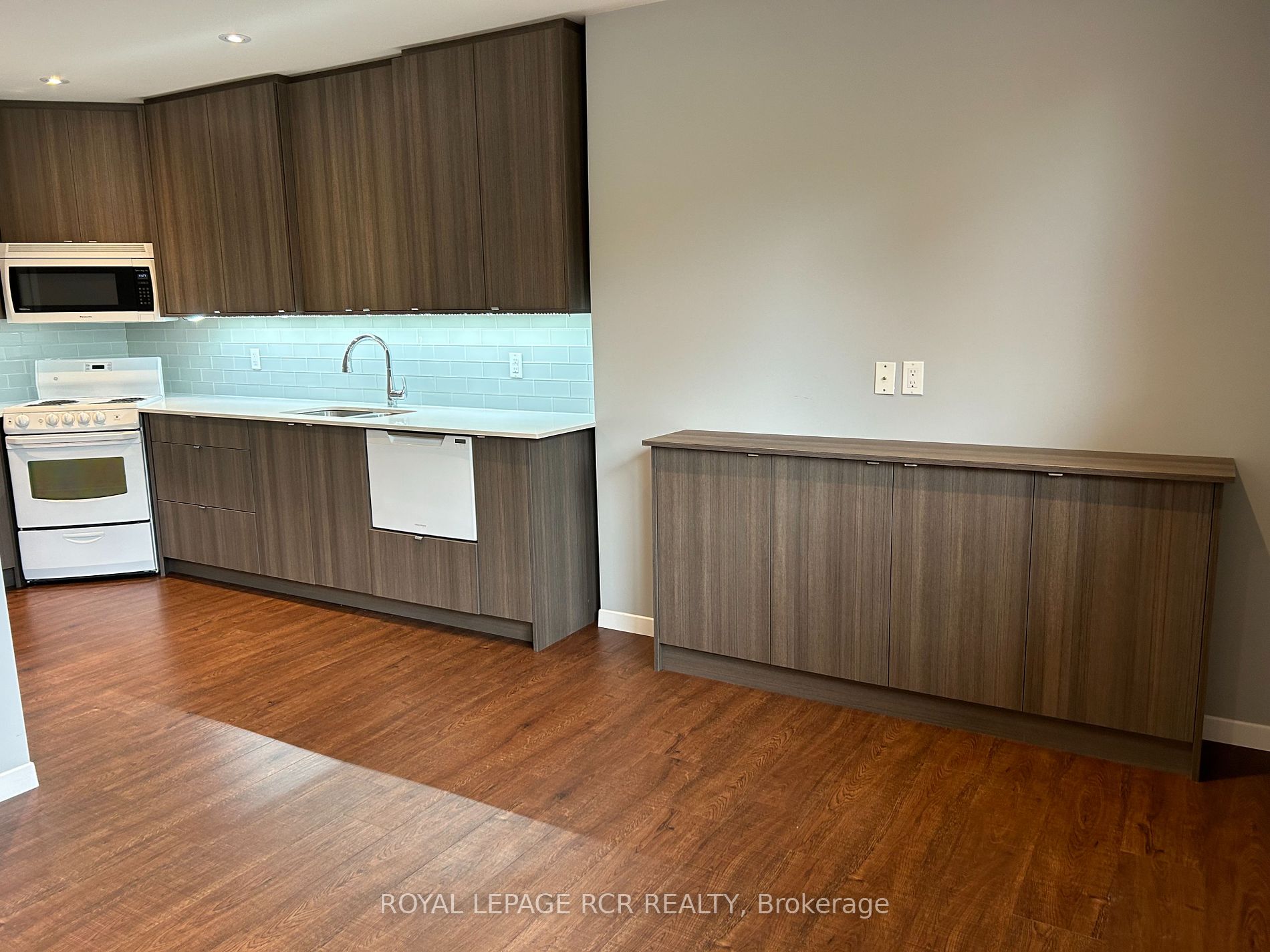 20 Faulkner St