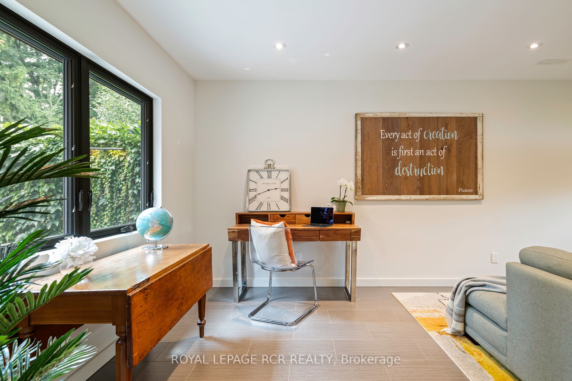 20 Faulkner St