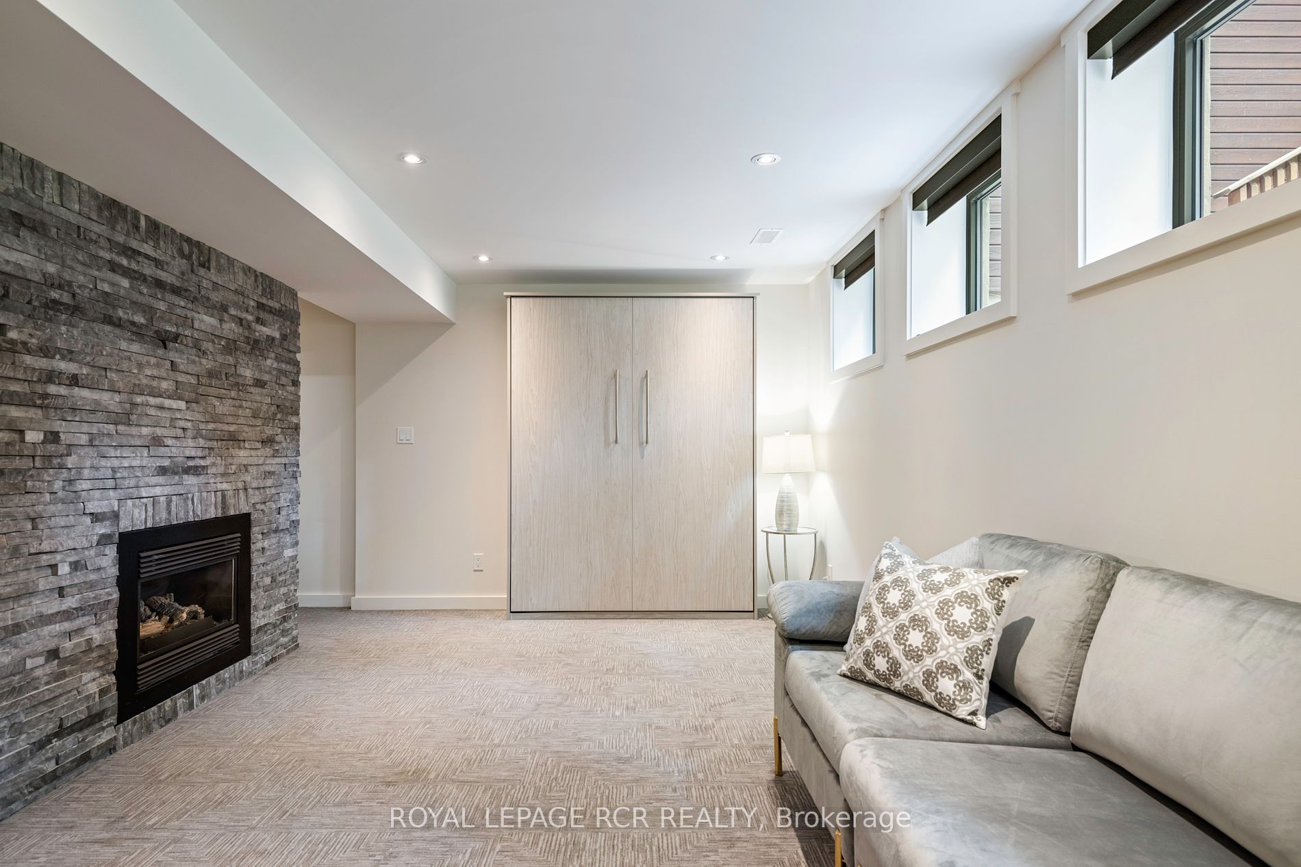 20 Faulkner St