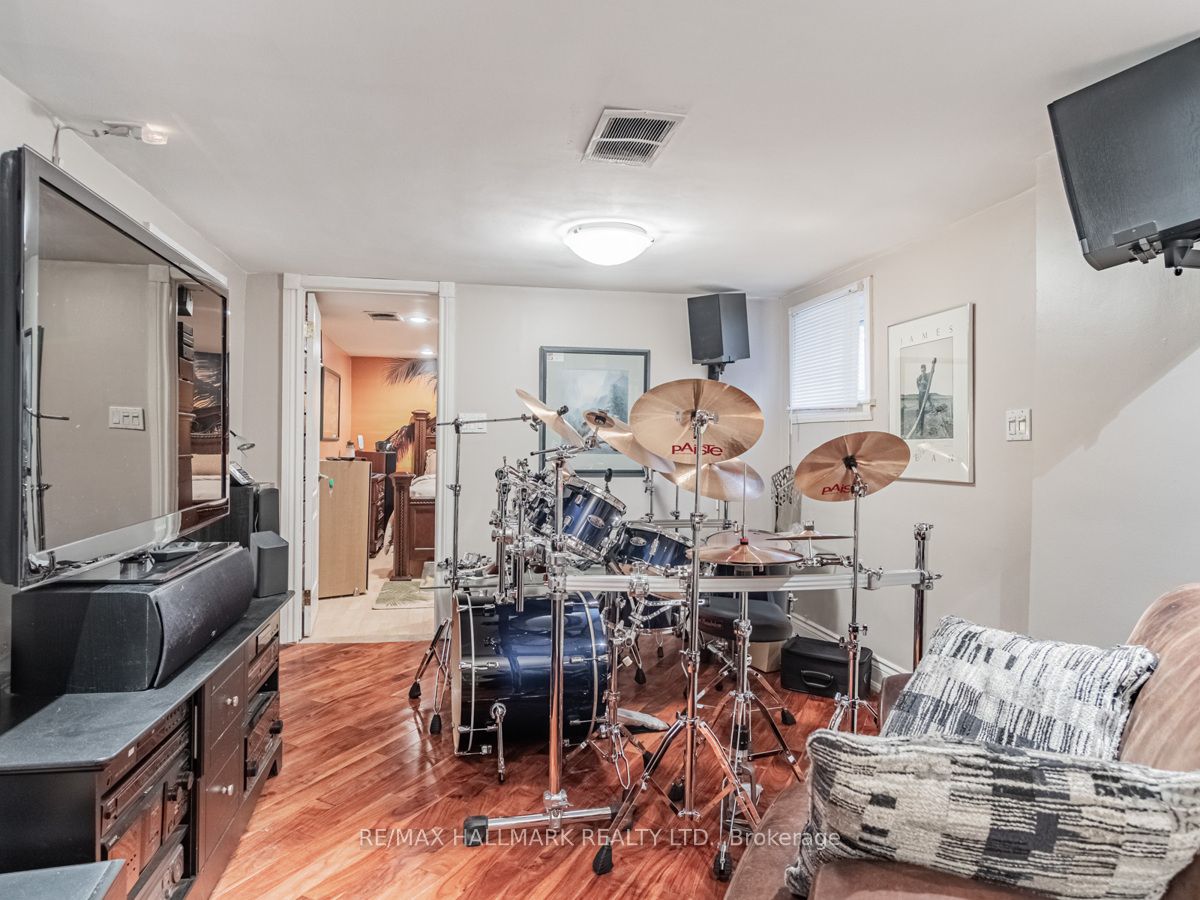 177 North Carson St