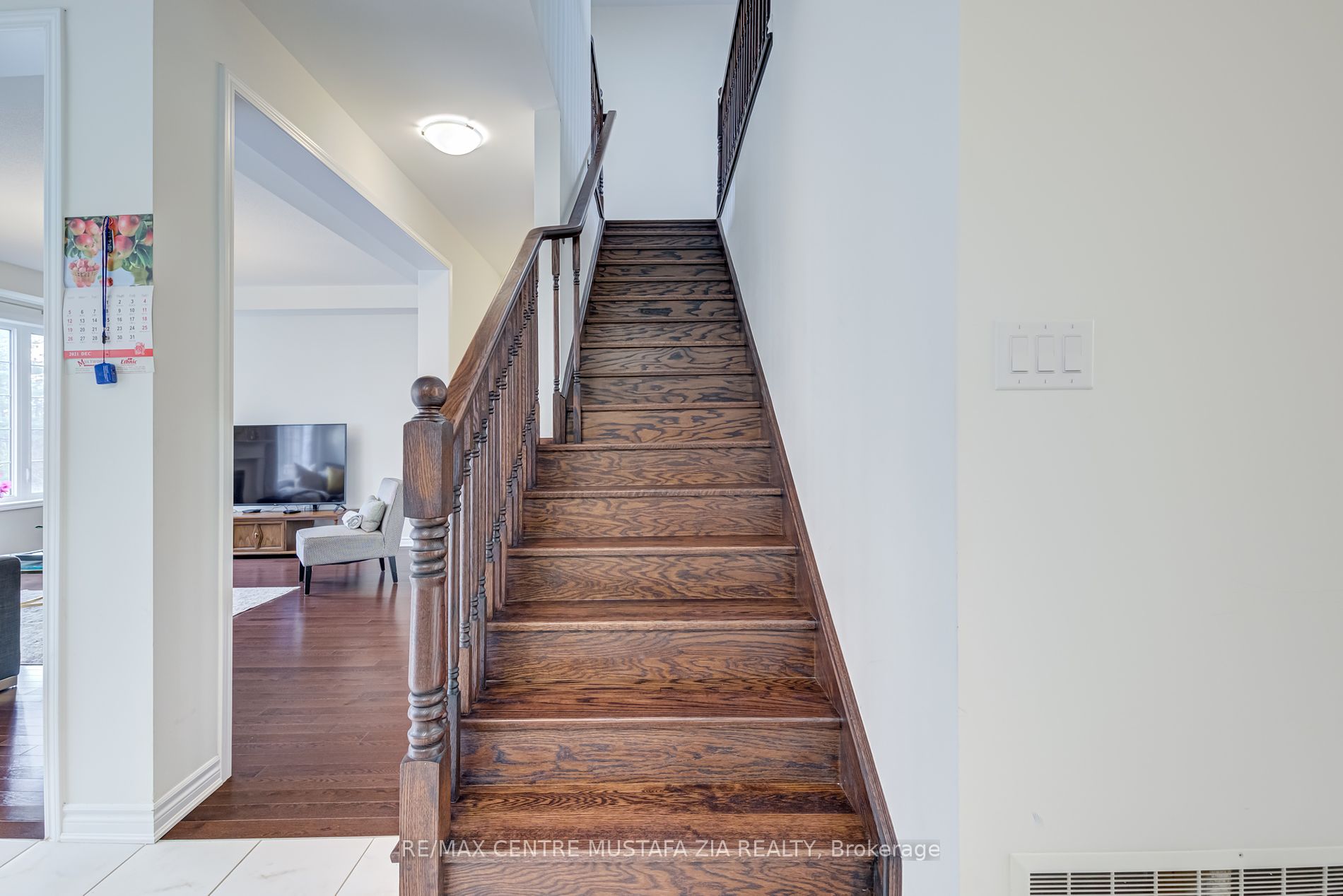 589 Juneberry Crt
