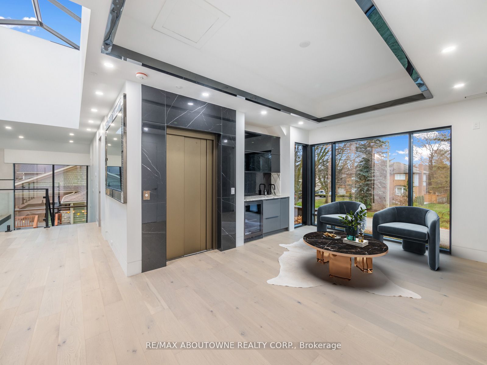 1477 Duncan Road