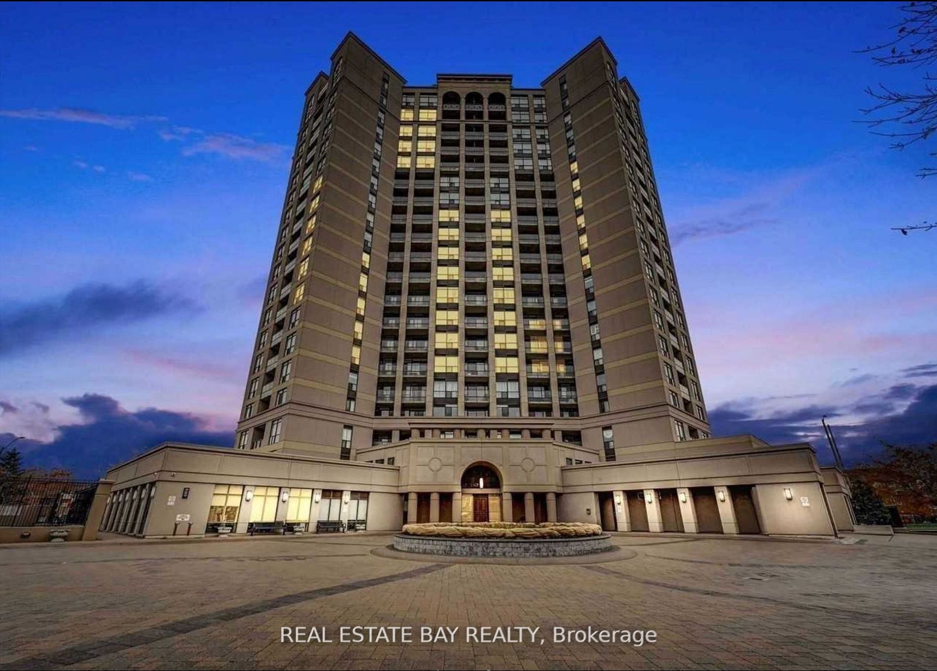 220 Forum Dr, #1313
