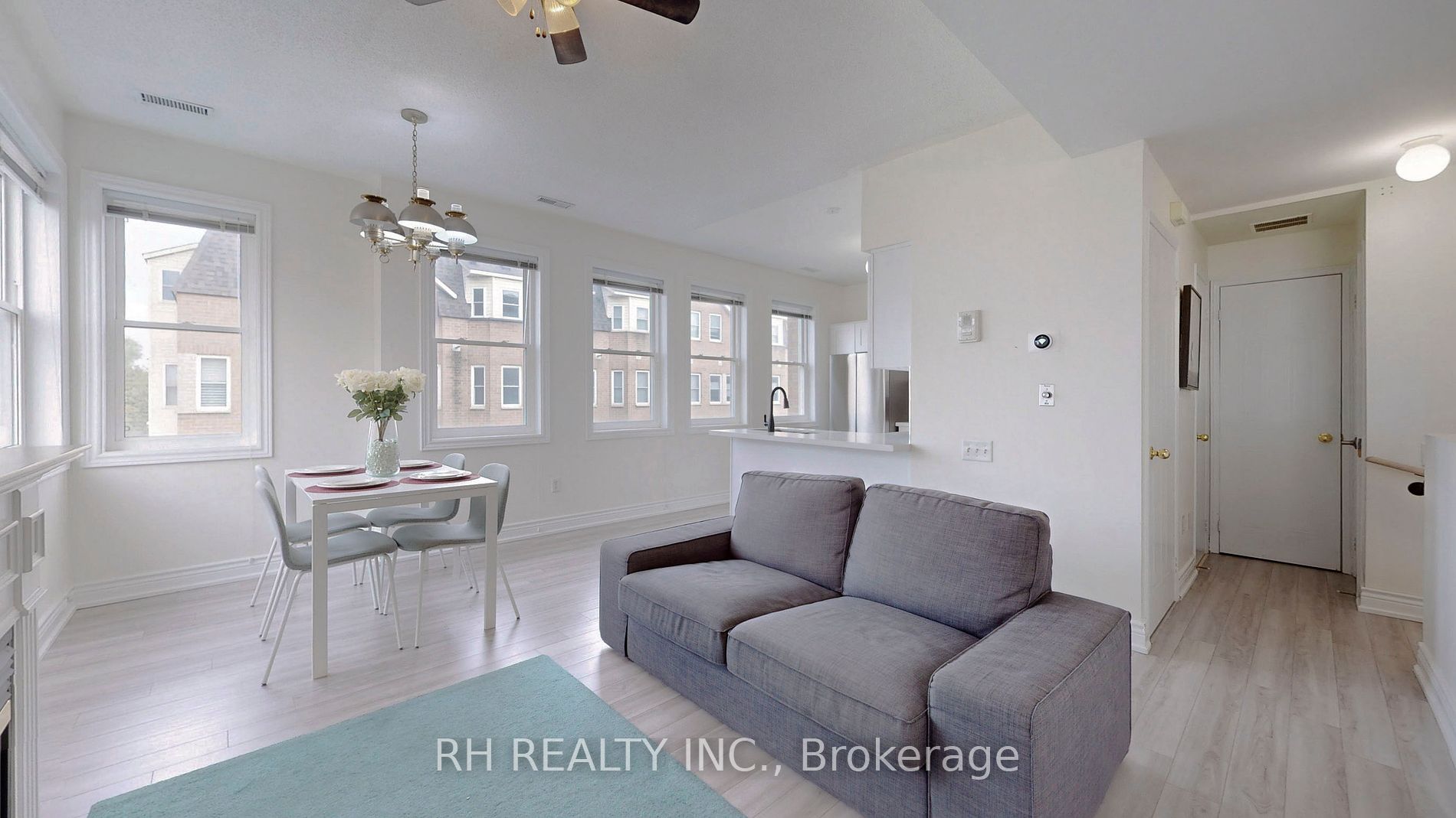 760 Lawrence Ave W, #79