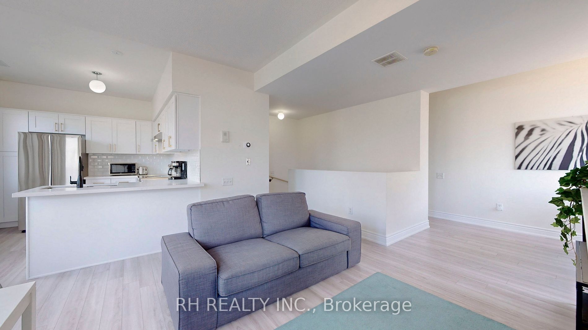 760 Lawrence Ave W, #79