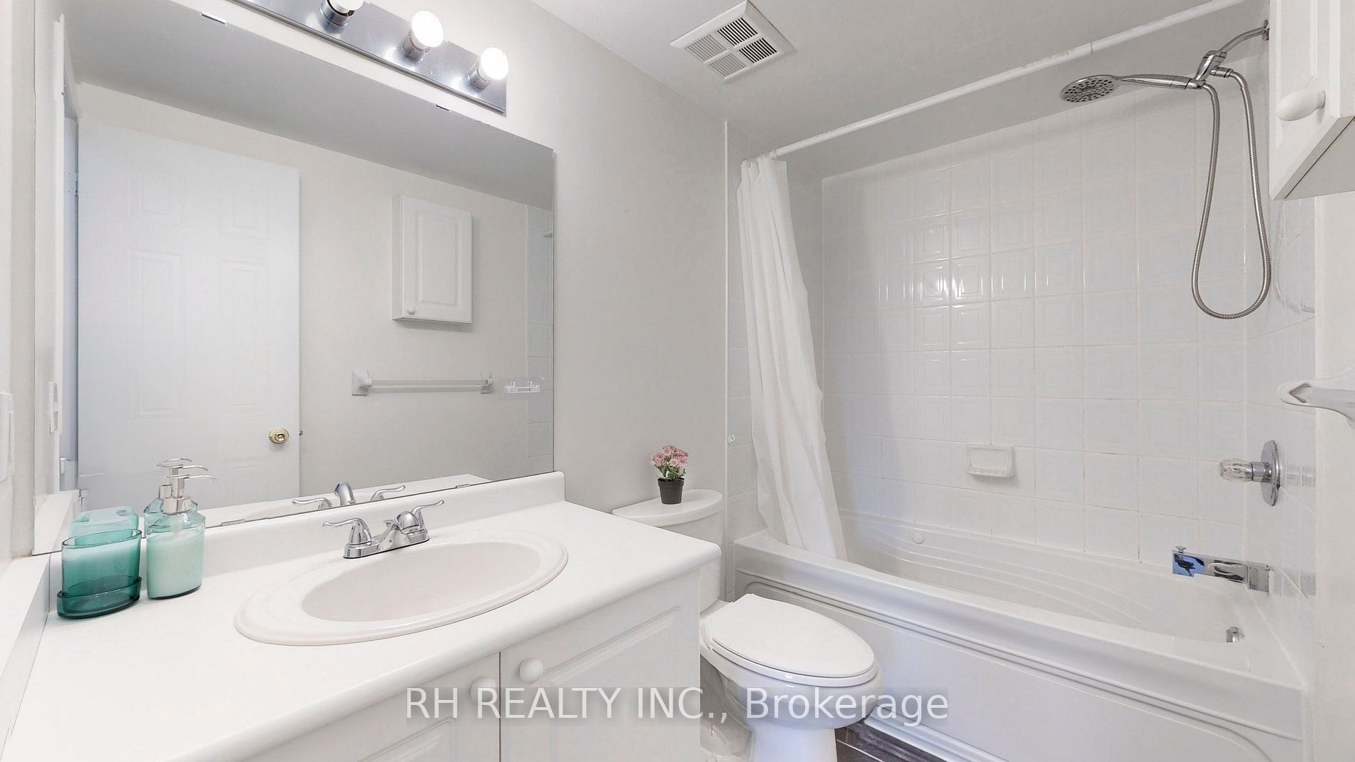 760 Lawrence Ave W, #79