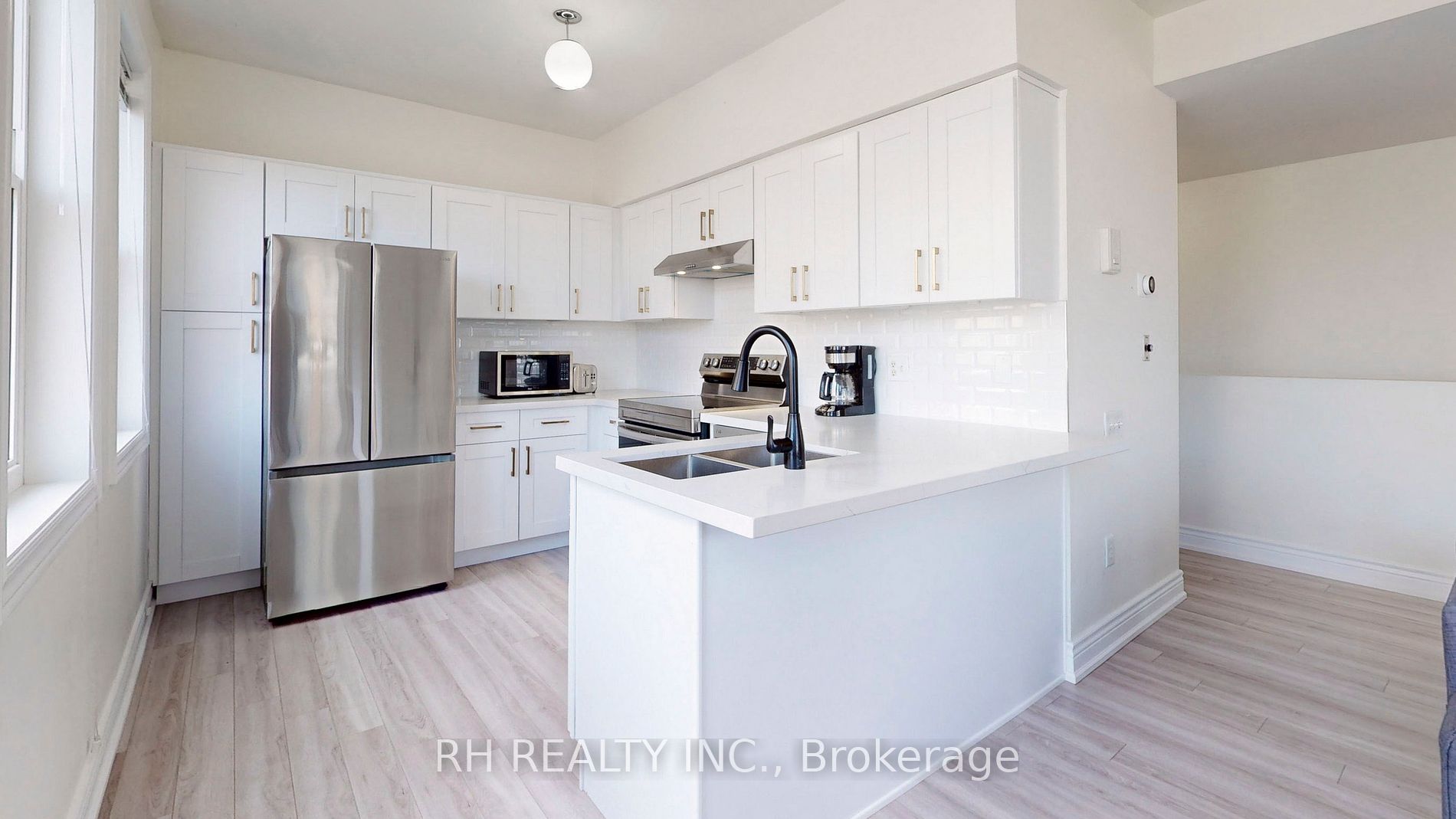 760 Lawrence Ave W, #79