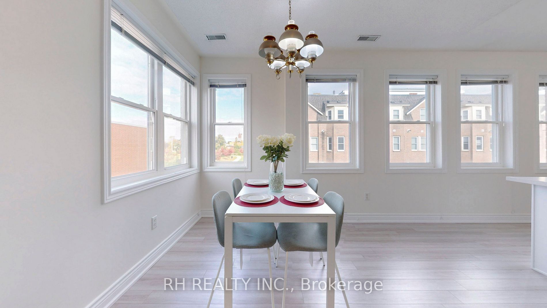 760 Lawrence Ave W, #79