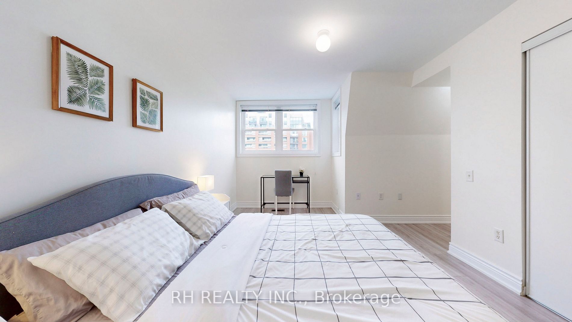 760 Lawrence Ave W, #79