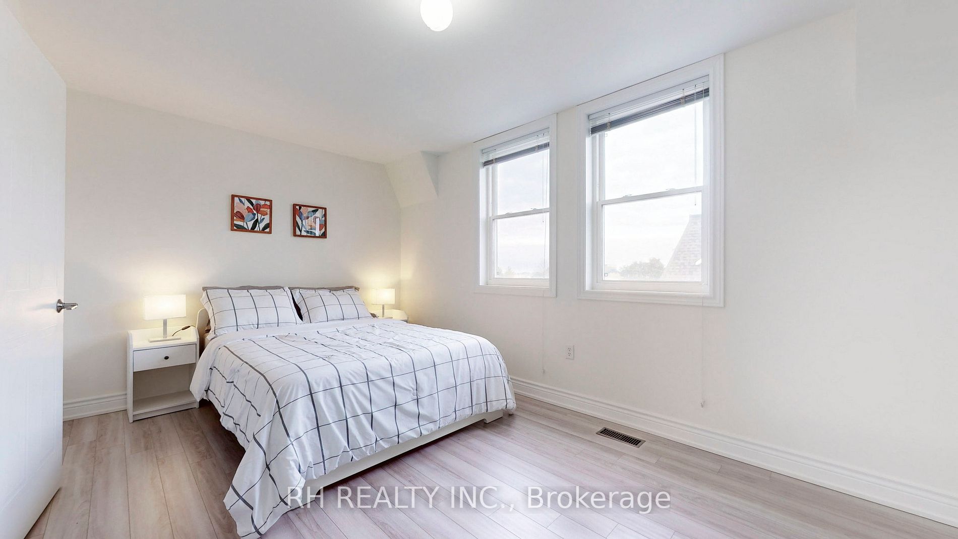 760 Lawrence Ave W, #79