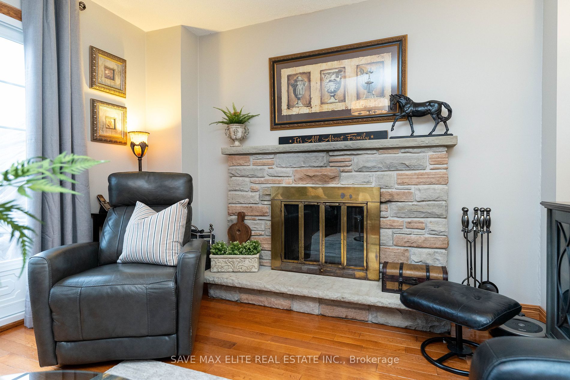 169 Kingsbridge Garden Circ