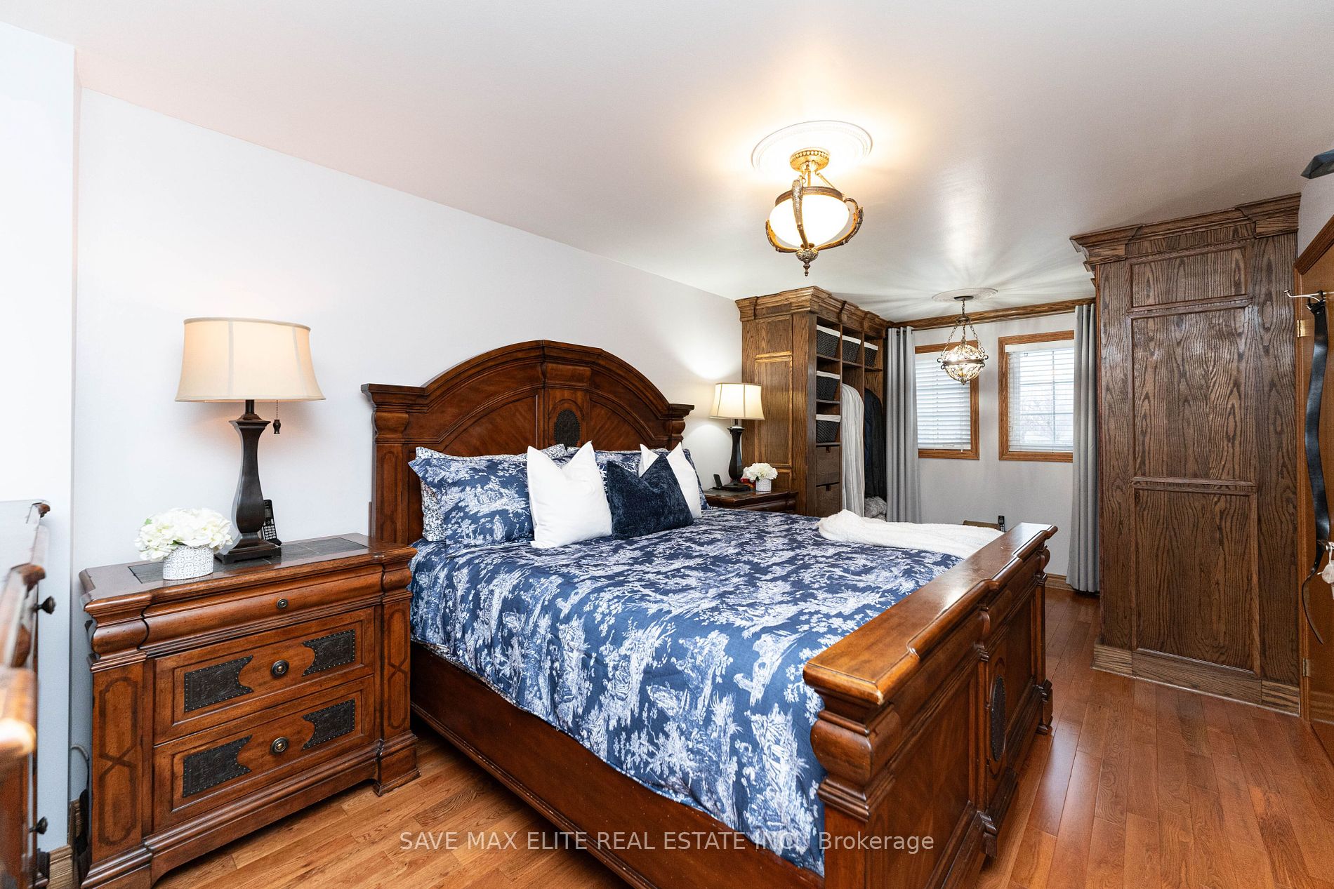 169 Kingsbridge Garden Circ