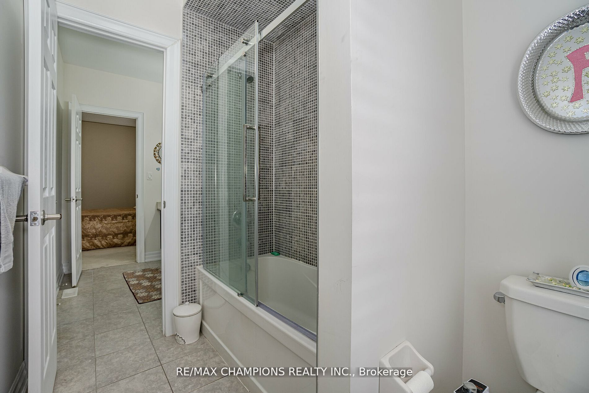 22 Hertonia St