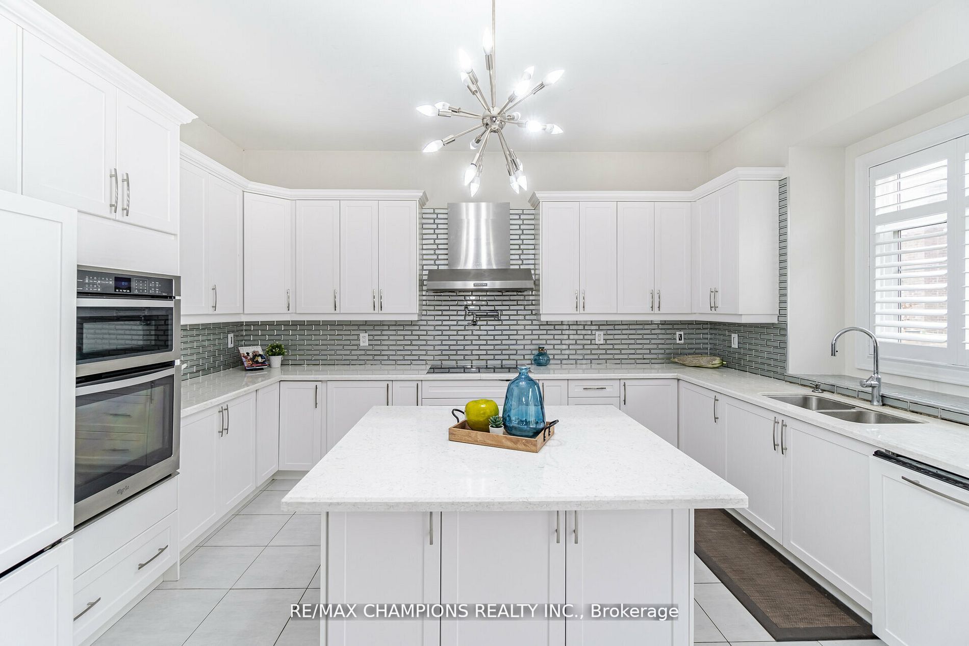 22 Hertonia St