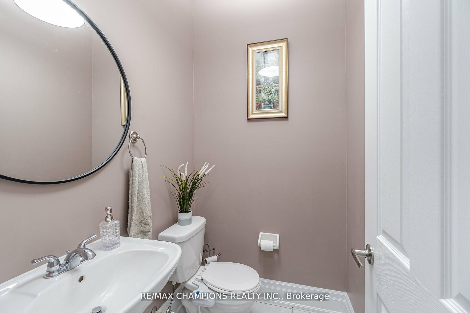 22 Hertonia St