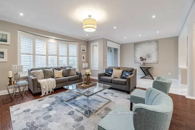 449 Coombs Court S