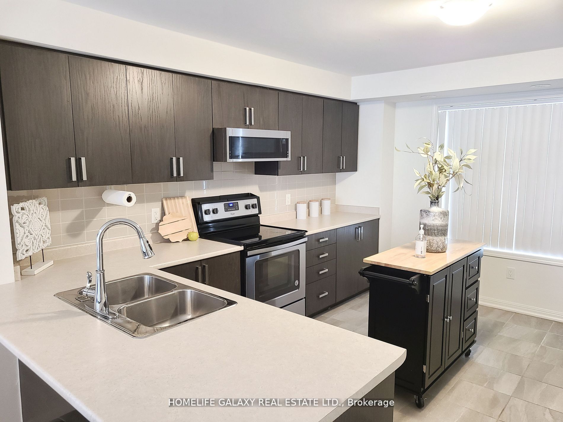 1 Beckenrose Court, #108