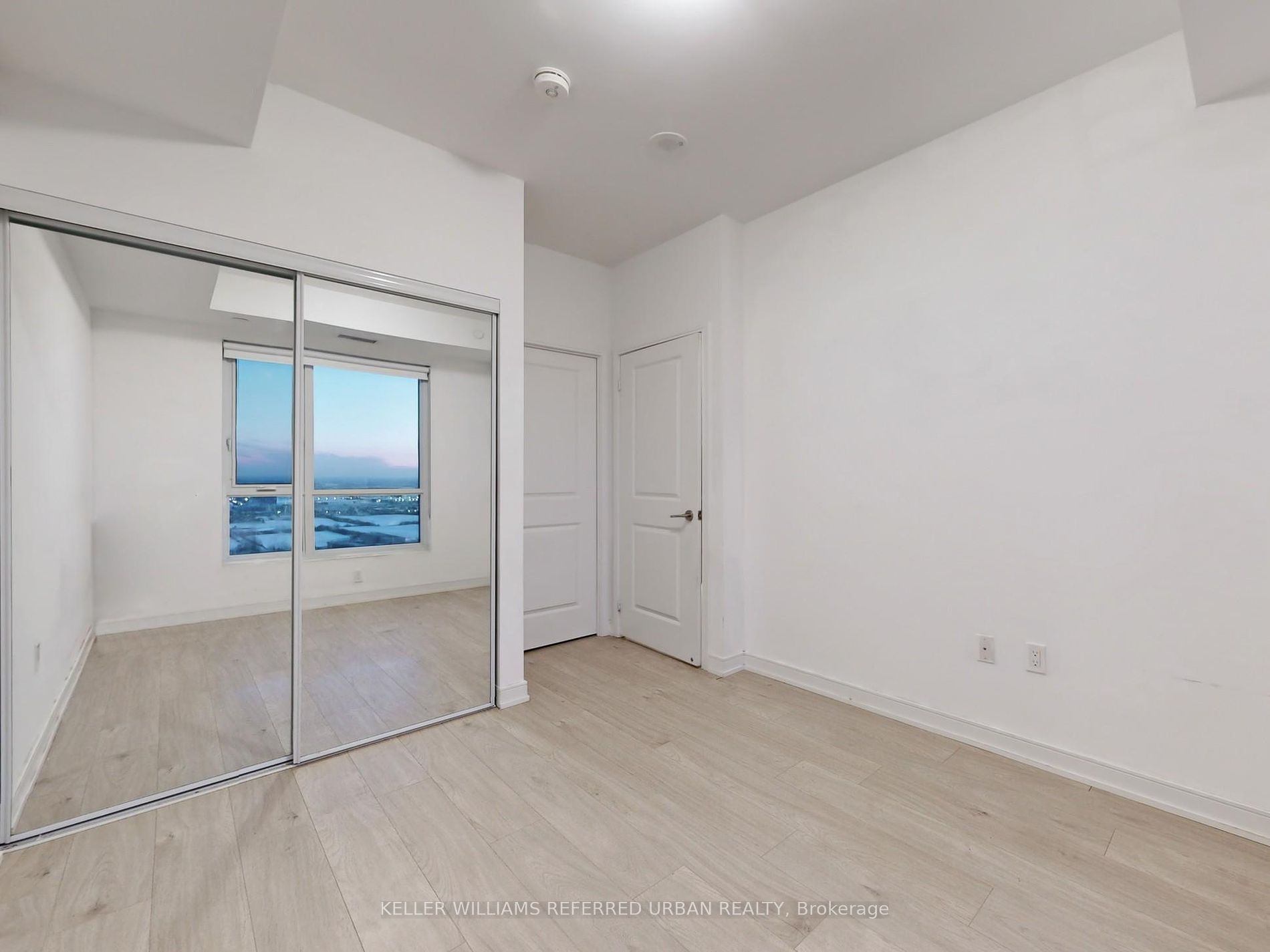 8 Nahani Way #3403