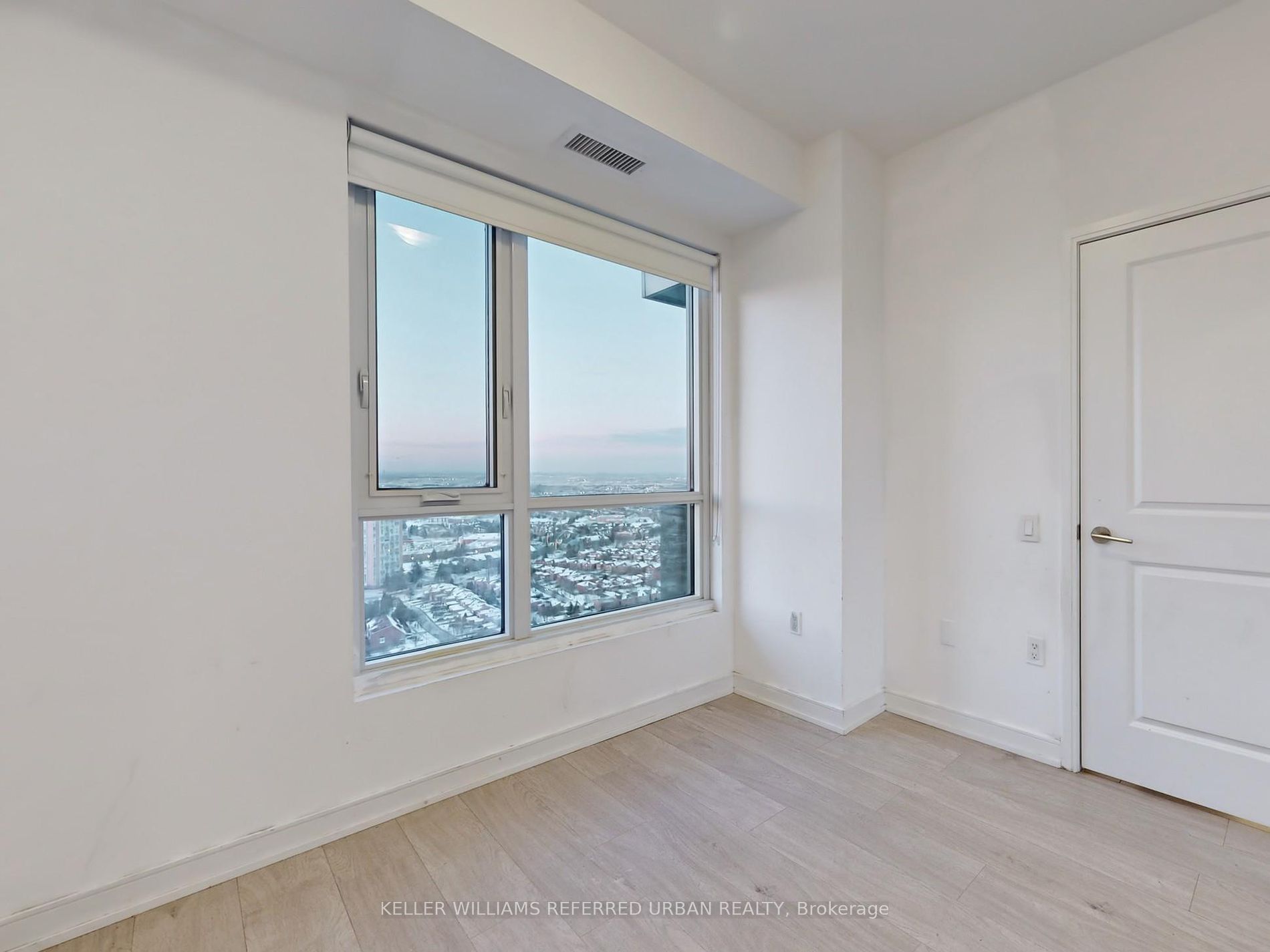 8 Nahani Way #3403