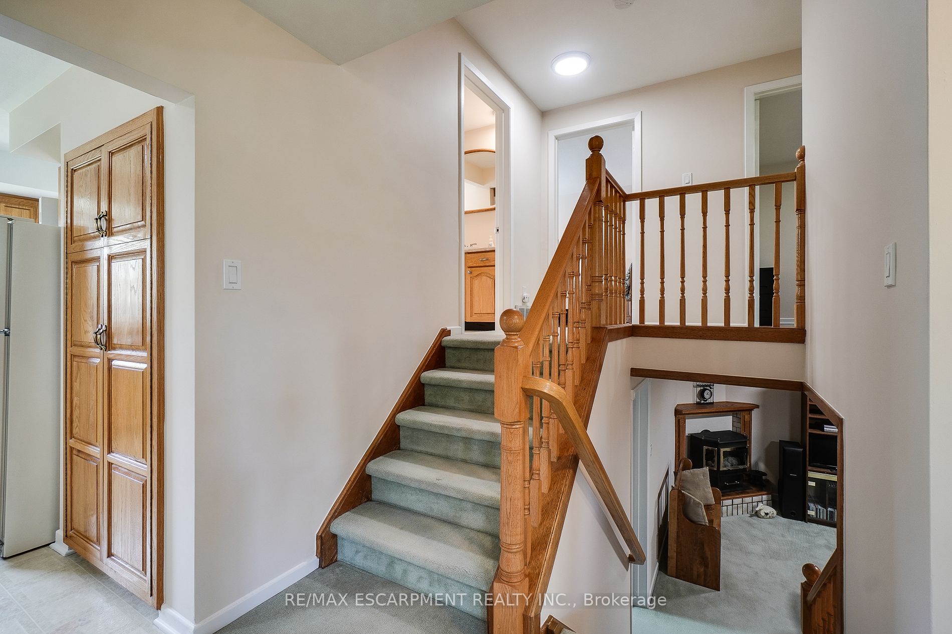 3467 Geneva Pl