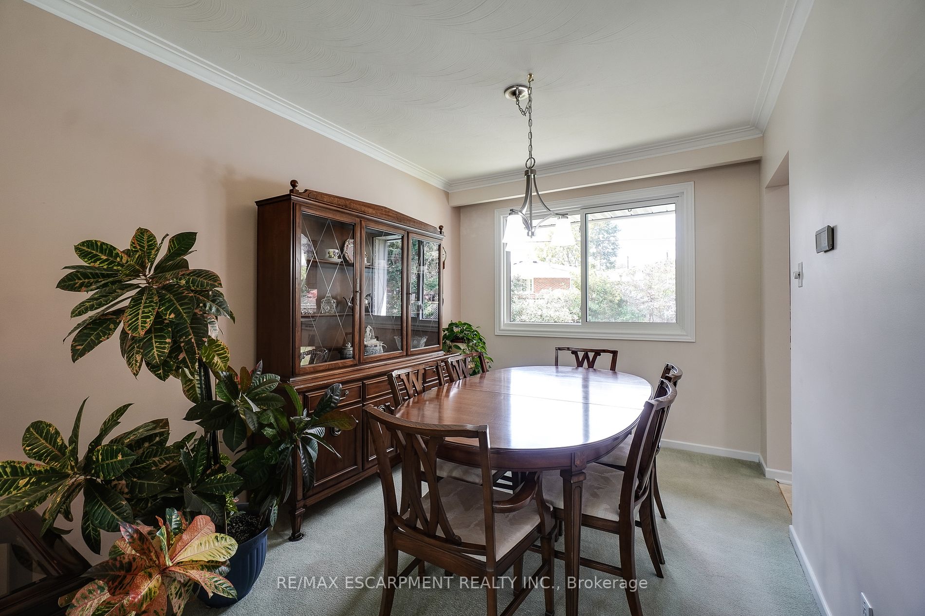3467 Geneva Pl