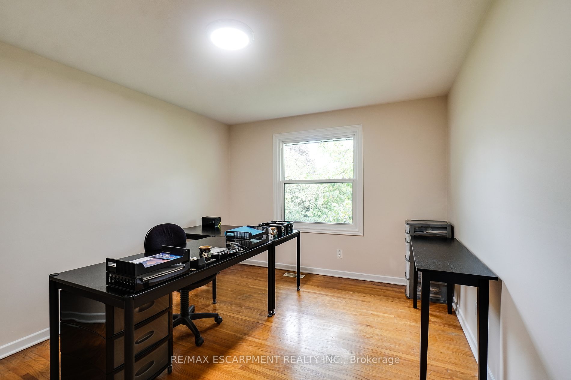 3467 Geneva Pl