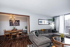 17 Knightsbridge Rd, #1910