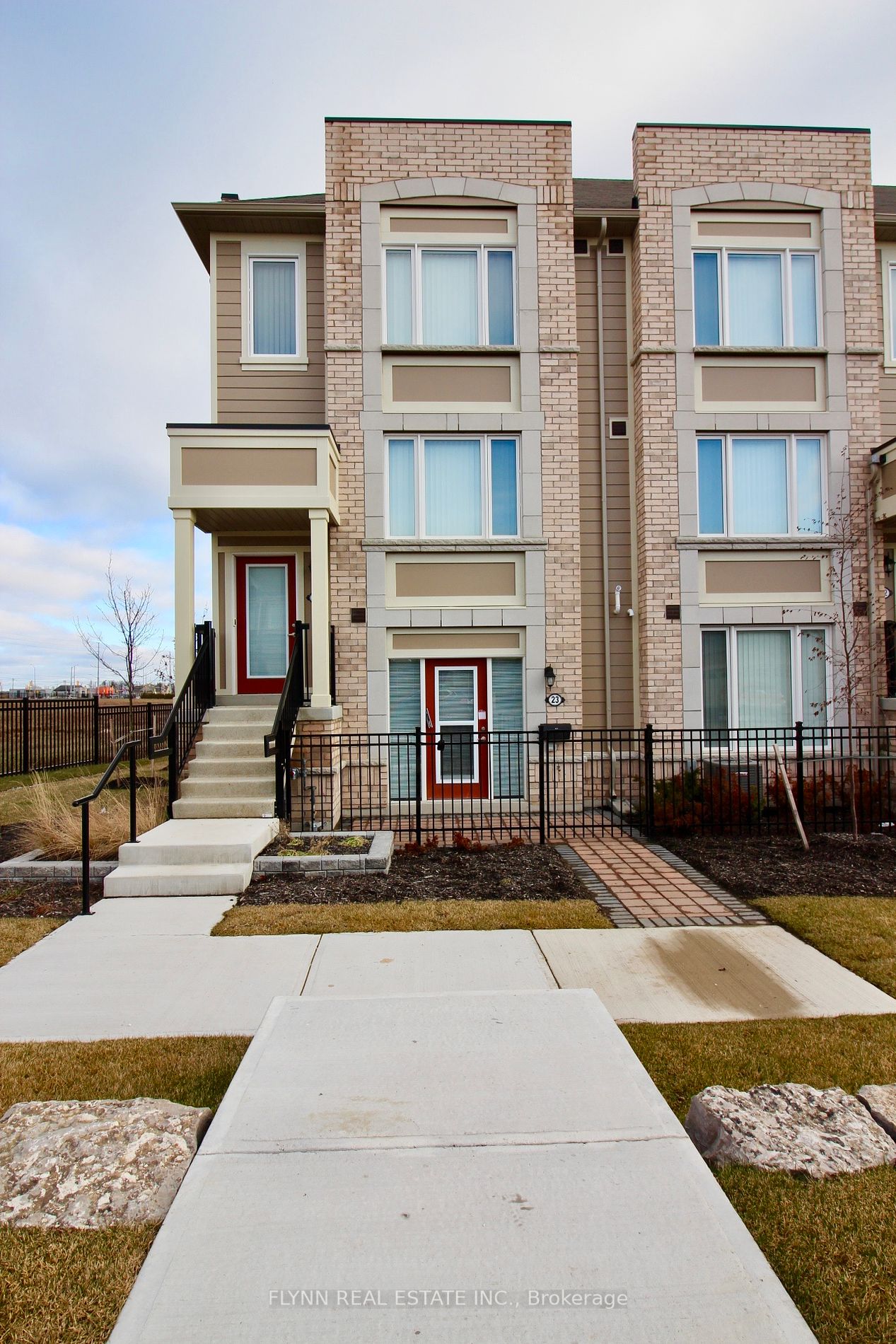 1 Beckenrose Court, #23