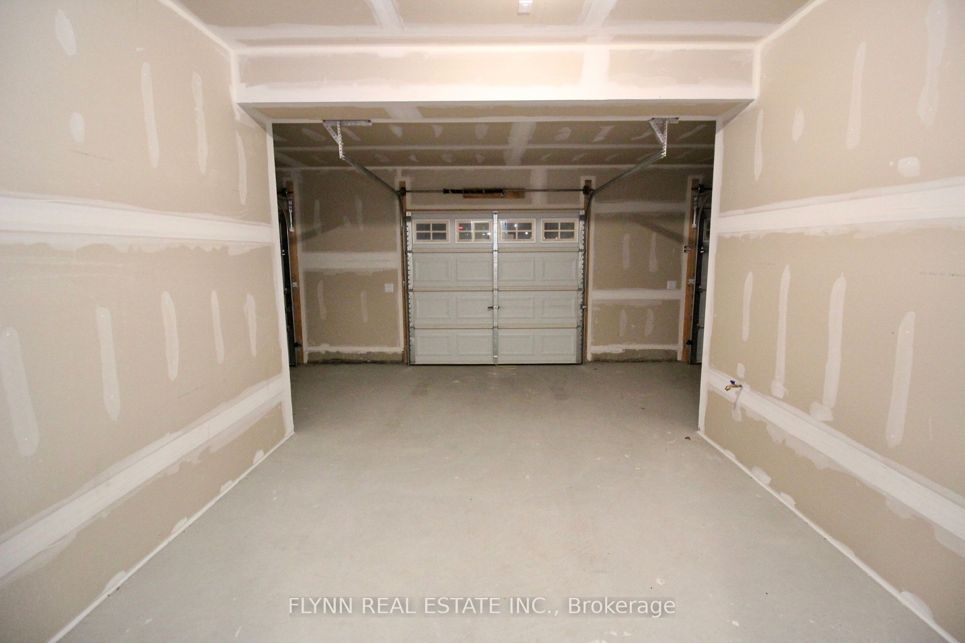 1 Beckenrose Court, #23
