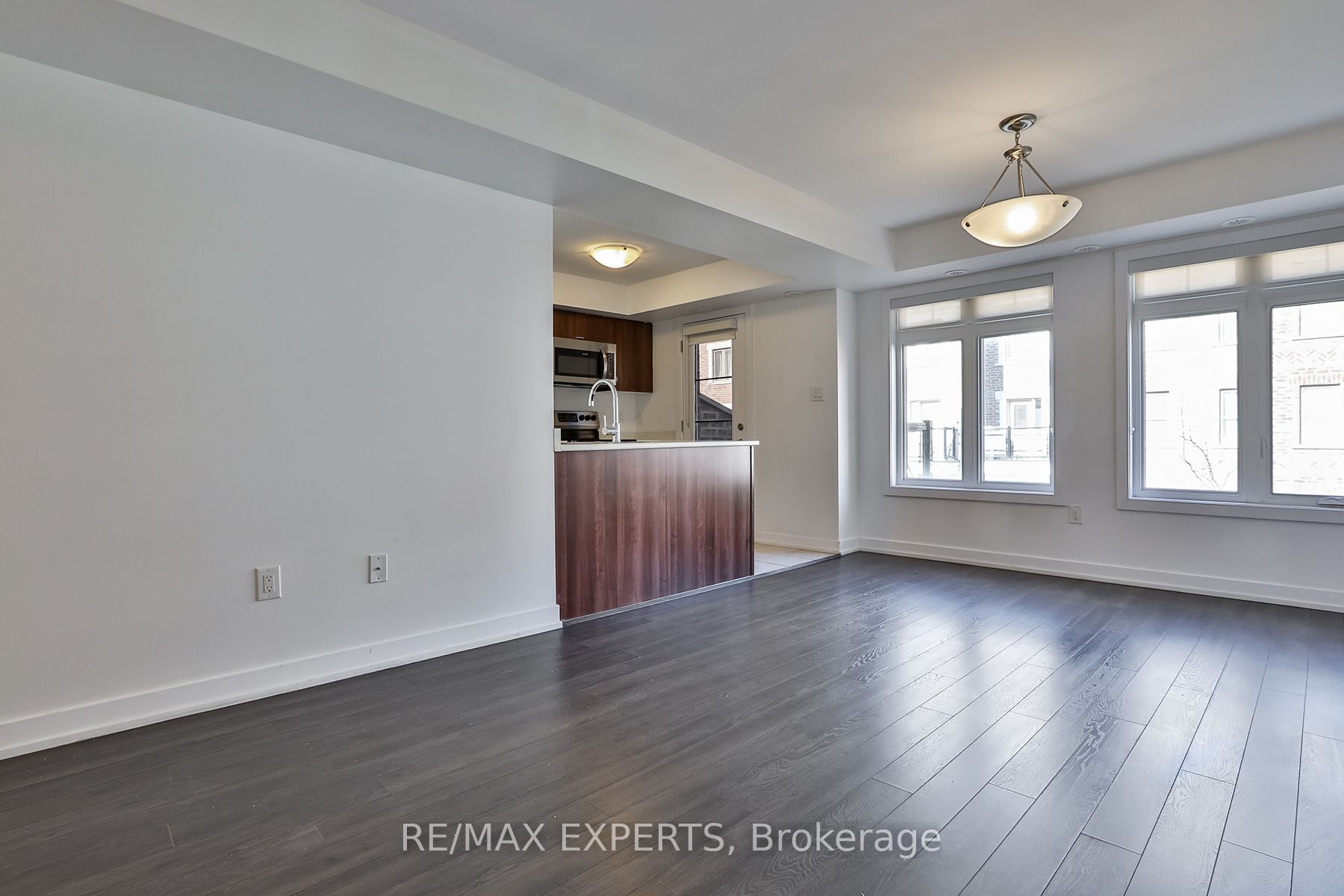 60 Parrotta Drive, #275