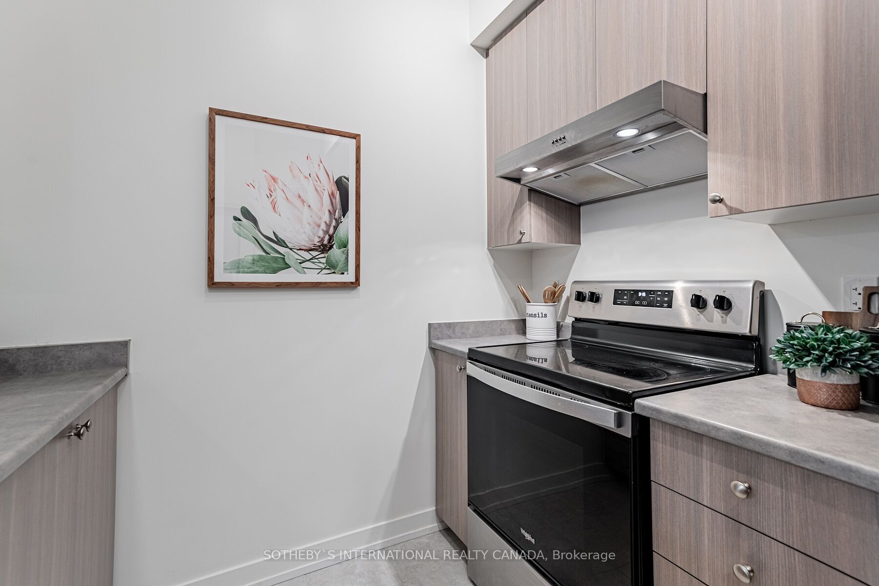 10 Wilby Cres, #106
