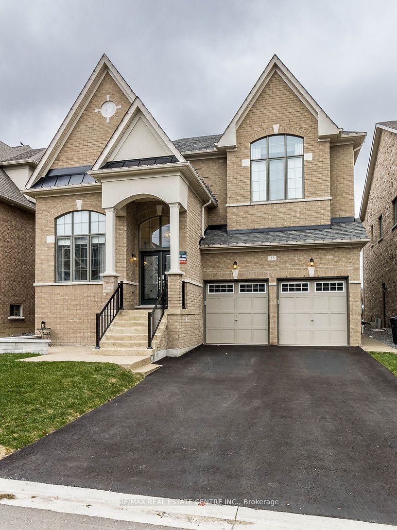35 Arthur Griffin Cres