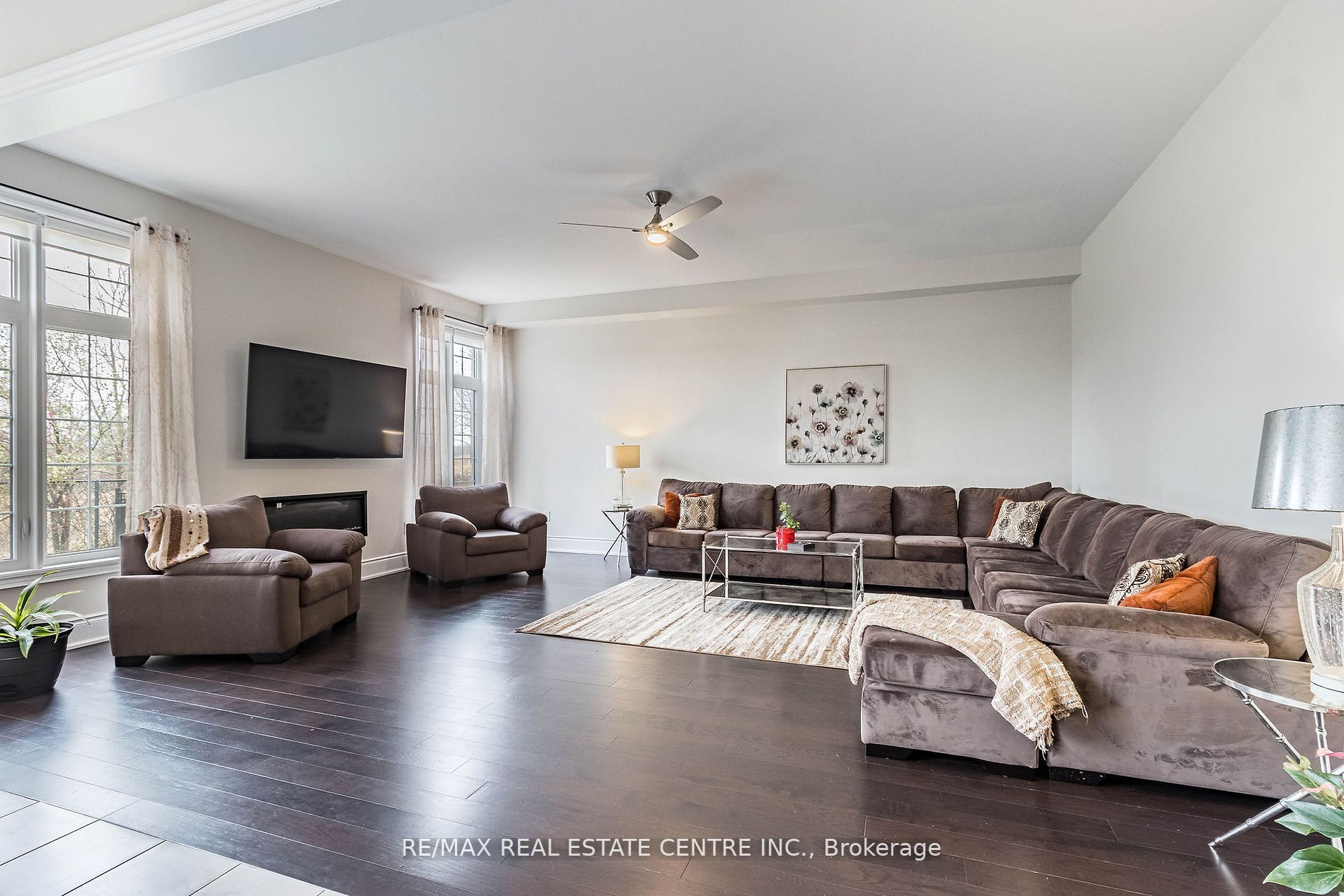 35 Arthur Griffin Cres