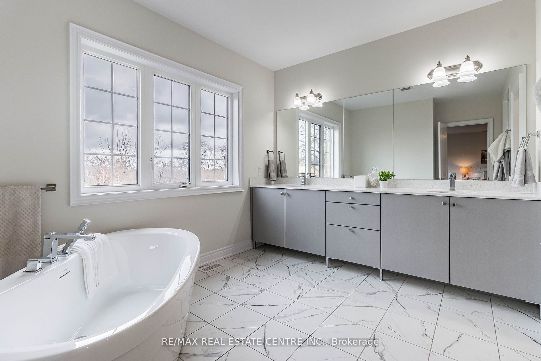 35 Arthur Griffin Cres