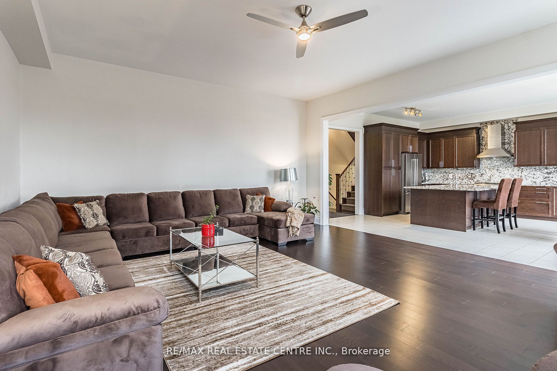 35 Arthur Griffin Cres