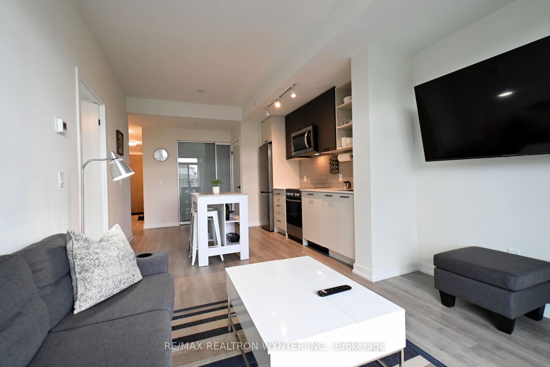 2300 St. Clair Ave W, #328