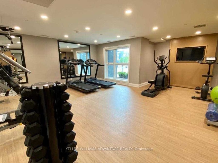 128 Grovewood Common, #214